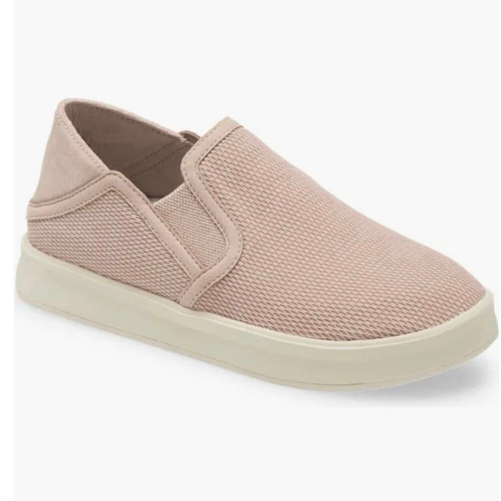 OluKai Ki‘ihele Slip-On Sneaker in Rose Dust Size 10